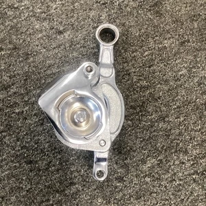 Harley Davidson Springer Front Brake Caliper, Right Side Chrome - Foto 1 di 6