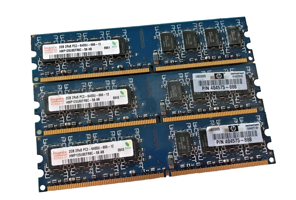 Lot 0f 3 HYNIX 2GB PC2-6400U-666-12 DDR3 MEMORY HMP125U6EFR8C-S6 AB - Image 1 of 1