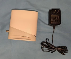 ARRIS S33 Surfboard DOCSIS 3.1 Multi-Gigabit Cable Modem - Picture 1 of 2