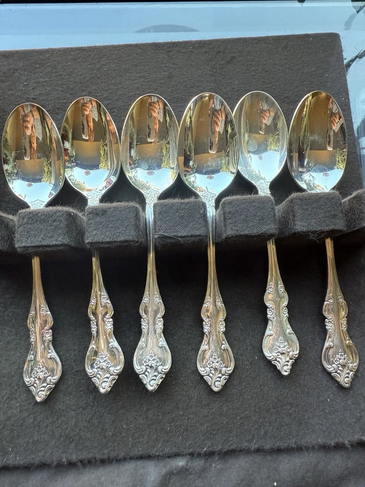 Plato de plata INTERNATIONAL PLATA PROFUNDA ORLEANS cucharadas de repuesto cada una 6/8" Foto 1 de 1