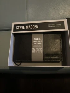  NEW Steve Madden Black Wallet Genuine Leather Passcase Bifold RFID Protection - Picture 1 of 3