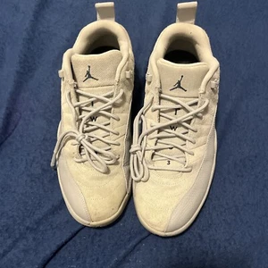 Größe 9,5 - Air Jordan 12 Retro Low Wolf Grey - Bild 1 von 9