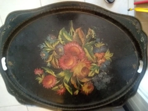 Vintage Hand Painted Floral Oval TOLE TRAY TABLE w Folding Stand 27” Free Ship Cover