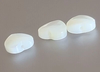 50 Cuelga Corazón Madreperla Tallado Fino Antiguo 8 MM Taladro Superior Foto 1 de 2