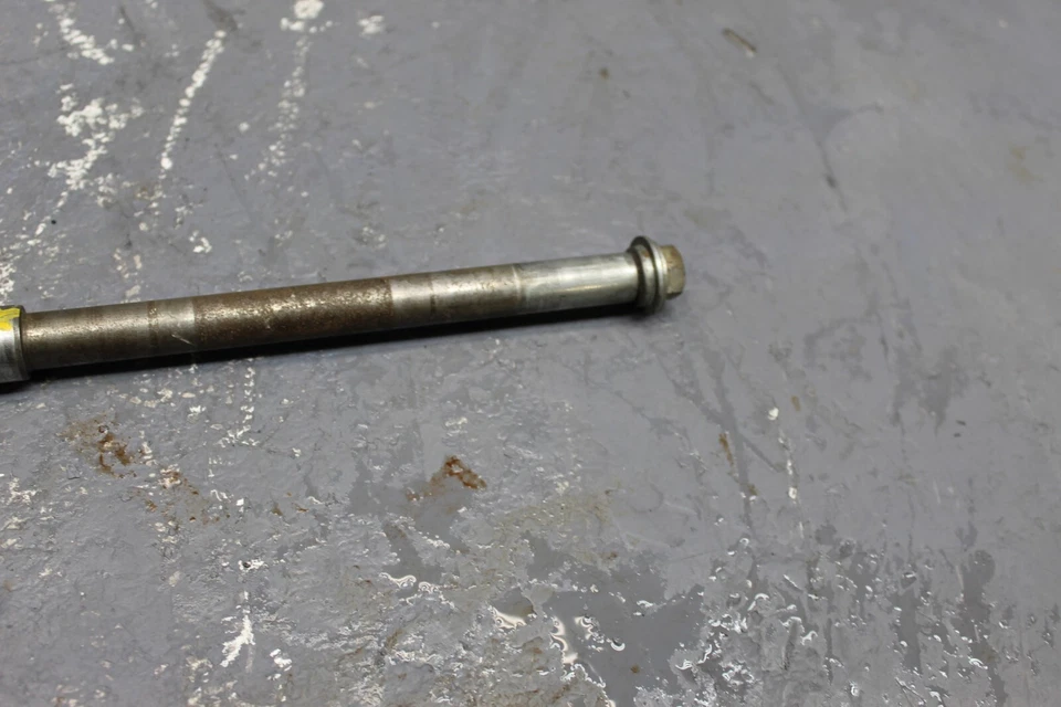 Husqvarna WXC610 1993 OEM LLANTA DELANTERA EJE PIVOTE PERNO Foto 1 de 4