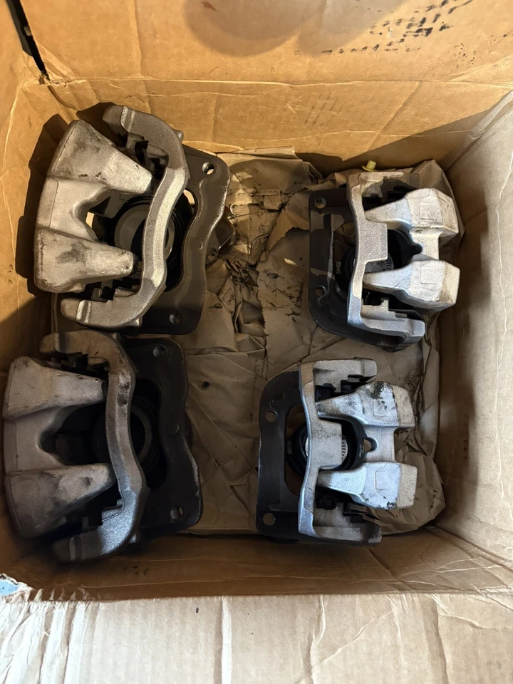 2019-2024 BMW 330i G20 FRONT AND REAR BRAKE CALIPERS OEM - Image 1 of 1