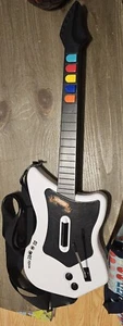 Guitar Hero Wireless White Gitarre Red Octane 95025 PS2 Playstation 2 - Bild 1 von 5