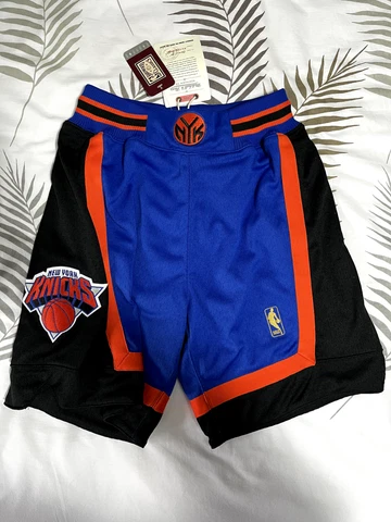 Mitchell & Ness NBA Authentic Shorts New York Knicks Road 1996-97 Cover