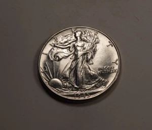Medio dólar Walking Liberty 1945 * gema BU++ * 90 % plata * XH162 - Imagen 1 de 2