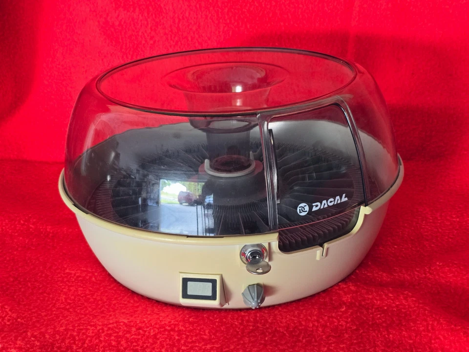 Dacal DC-101 CD Library -  Carousel Holds 150 CDs - Image 1 of 4