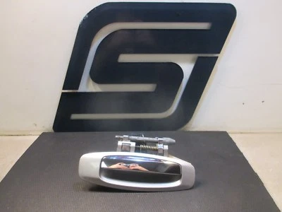 2005 Infiniti G35X 4DR VQ35DE Right Passenger Rear Outer Door Handle (Silver-KYO - Imagem 1 de 4
