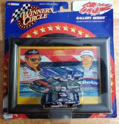 Impresión de la serie Nascar Winners Circle Sam Bass Gallery con Dale Earnhardt Jr 1/64 Foto 1 de 3