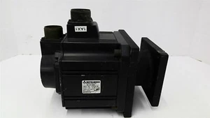 Mitsubishi HC-SF102K AC Servo Motor 1 KW 2000 Rpm 123 Volts  - Picture 1 of 7