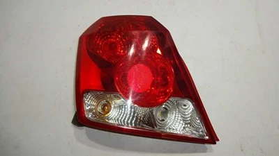 LUZ TRASERA IZQUIERDA CONDUCTOR HATCHBACK SE ADAPTA 04-08 AVEO 612272 Foto 1 de 4