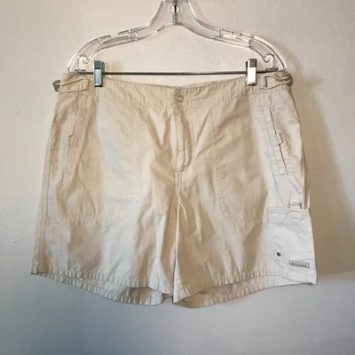 Columbia Women's Shorts Size L Cream 100% Cotton Cargo Pockets Zip Fly Outdoor - Image 1 of 4