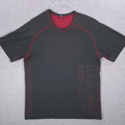 Camisa Lululemon Atlética Spellout Elastizada Gimnasio Entrenamiento Metal Ventilación Tech Para Hombres Grande Foto 1 de 4
