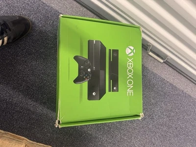 BROKEN FOR PARTS XBOX ONE  - Image 1 of 4