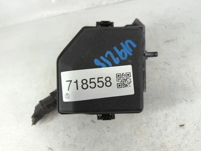 2013-2018 Lexus Es300h Fusebox Fuse Box Relay Module 82662-33490 QK0Y5 - Image 1 of 4
