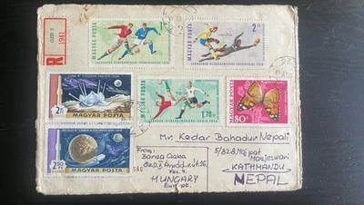 Hungría 1969 Cubierta a Nepal - Apolo 8, Luna 9 Estampillas Espaciales + Fútbol Foto 1 de 2
