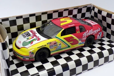 Ertl 1/18 Scale 7219 - Kellogg Monte Carlo Chevrolet Stock Car #5 Terry Labonte - Image 1 of 4