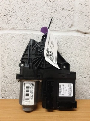 Vw Golf Mk6 2009-2012 WINDOW MOTOR DRIVER SIDE FRONT 5K0959701B - Image 1 of 4