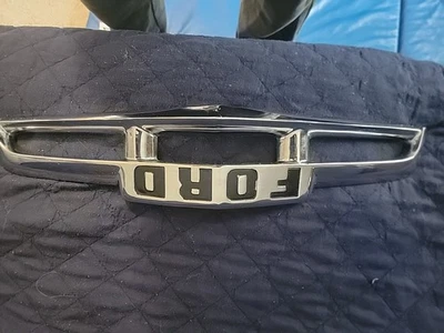 1951 年福特卡车鼻饰 F1 F2 F3 F4 F5 F6 #1 — 第 1/4 张图片