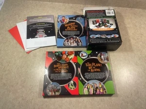 Lost In Space: The Complete Adventures w/ Limited Edition Molded Robot Package - Picture 1 of 13