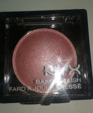 Nyx Baked Blush + Illuminator + Bronzer Bbl10 Ladylike ( Light pink with gold )