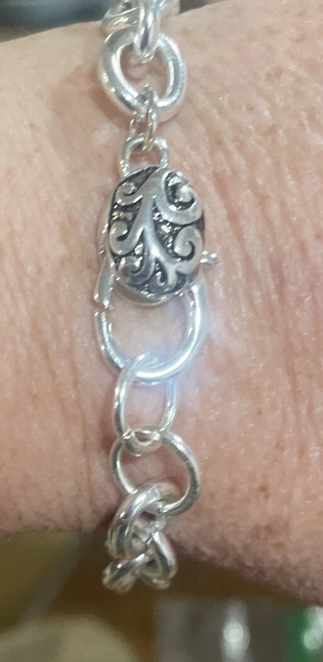 Beautiful QVC Silver Tone Chain 7.5” Bracelet - Image 1 of 2