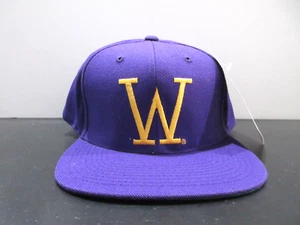 VINTAGE Washington Huskies Hat Cap Fitted Mens 7 5/8 Purple Sports Specialties - Picture 1 of 9