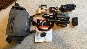 JVC gr-ax2u video recorder w/ acceceries + 2  vhs-c tapes as is read description - Picture 1 of 1