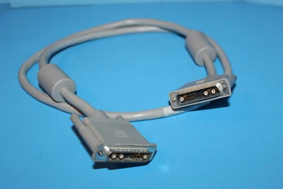 Cable de monitor corto SGI Silicon Graphics 13W3 a 13W3 Foto 1 de 4