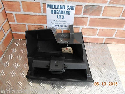 GUANTERA NEGRA ALMACENAMIENTO TABLERO TABLERO MAZDA 2 2009 D65164161 Foto 1 de 4