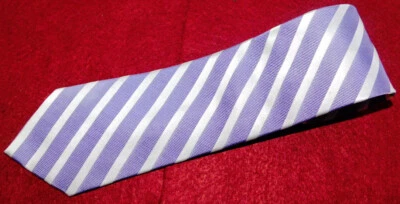 CORBATA A RAYAS MERONA MORADO CLARO/BLANCO PARA HOMBRE - CORBATAS - CORBATAS PARA EL CUELLO - CORBATAS DE DISEÑADOR. Foto 1 de 3