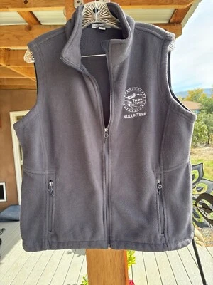 Chaleco polar Taos casi nuevo damas talla L bolsillos gris usado en excelente estado Foto 1 de 4