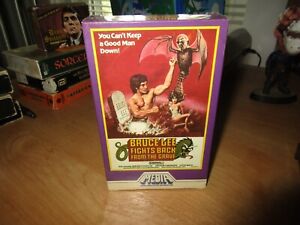 bruce lee back from the tombe beta betamax rare ! Oop box excellent