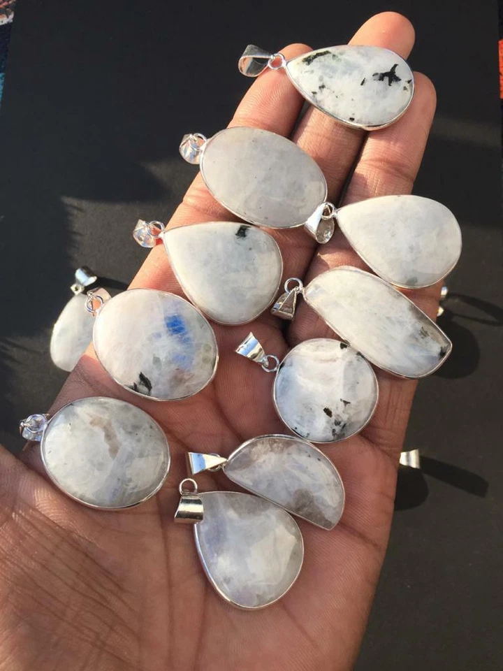 Lote de 1 pieza colgantes de piedras preciosas étnicas de piedra lunar enchapadas en plata de ley 925 joyas~ Foto 1 de 1