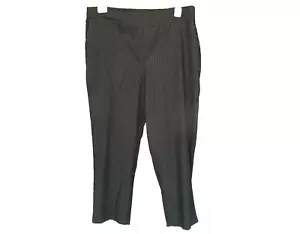 Alfred Dunner pants pull-on 16P black pin stripe straight leg inseam 25-1/2" - Picture 1 of 7