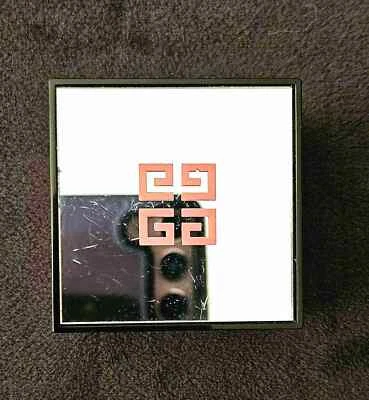 NUEVO CON ETIQUETAS Givenchy Prismissime Polvo Compacto 4 Colores Mousseline Lilas Maquillaje Tono 1 Foto 1 de 4