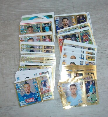 FOOTBALL PANINI: lot 145 images FIFA 365, dos gris, (pour un album de 2018-19) - Immagine 1 di 3