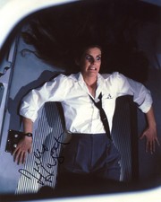 Julie Hagerty "Airplane!" AUTOGRAPH Signed 8x10 Photo D ACOA Julie Hagerty "Airplane!" AUTOGRAPH Signed 8x10 Photo D ACOA