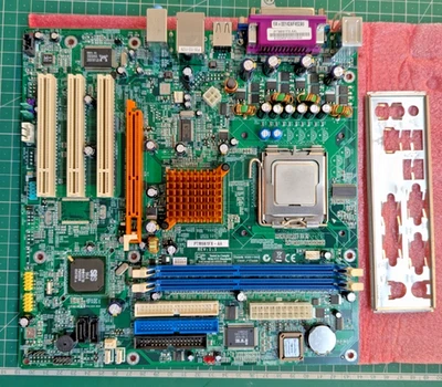 PTM661FX-AA New & Unused Socket 775 Motherboard (OEM) with used P4 3ghz CPU - Image 1 of 4