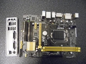 Zócalo de placa base ASUS H81M2 Rev.1.02 mATX 1150 Intel H81 - Imagen 1 de 3