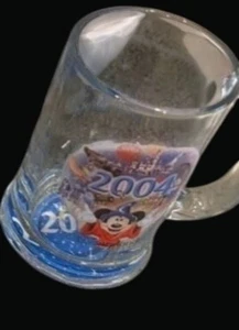 Disney 2004 Mickey Mouse Glas Tasse bunt Freizeitpark Design * C08-X - Bild 1 von 2