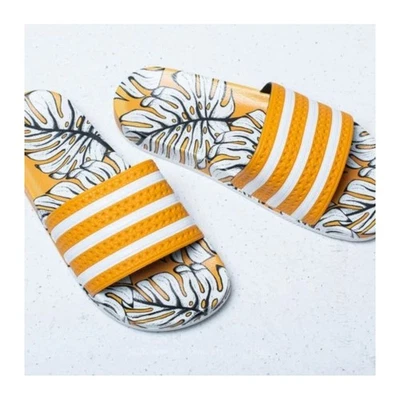 Adidas The FARM Company x Adilette Slides Estampado Tropical EE. UU. Talla 8 Hecho en Italia Foto 1 de 4