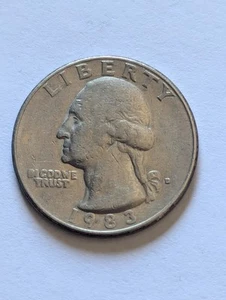 USA 25 Cents, 1983-D, Washington Quarter, Filled Together "IN" And Mint Mark - Picture 1 of 3