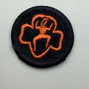 Parche Insignia Brownie Vintage Girl Scouts Marrón Naranja Uniforme Trifolio Redondo - Imagen 1 de 5