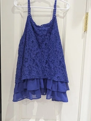 Bonita camiseta sin mangas Disney D'ssigned azul real/cobalto con volantes de malla y encaje Foto 1 de 2