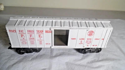 Marx 43461 Vintage Pacific Fruit Express o/027 Reefer Car (no doors)As is - Image 1 of 4