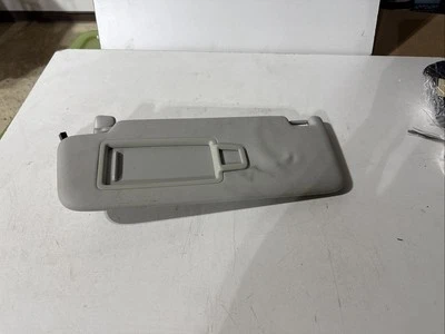 Used Left Sun Visor fits: 2017 Volkswagen Golf Htbk illuminated L. Left Grade A - Image 1 of 4